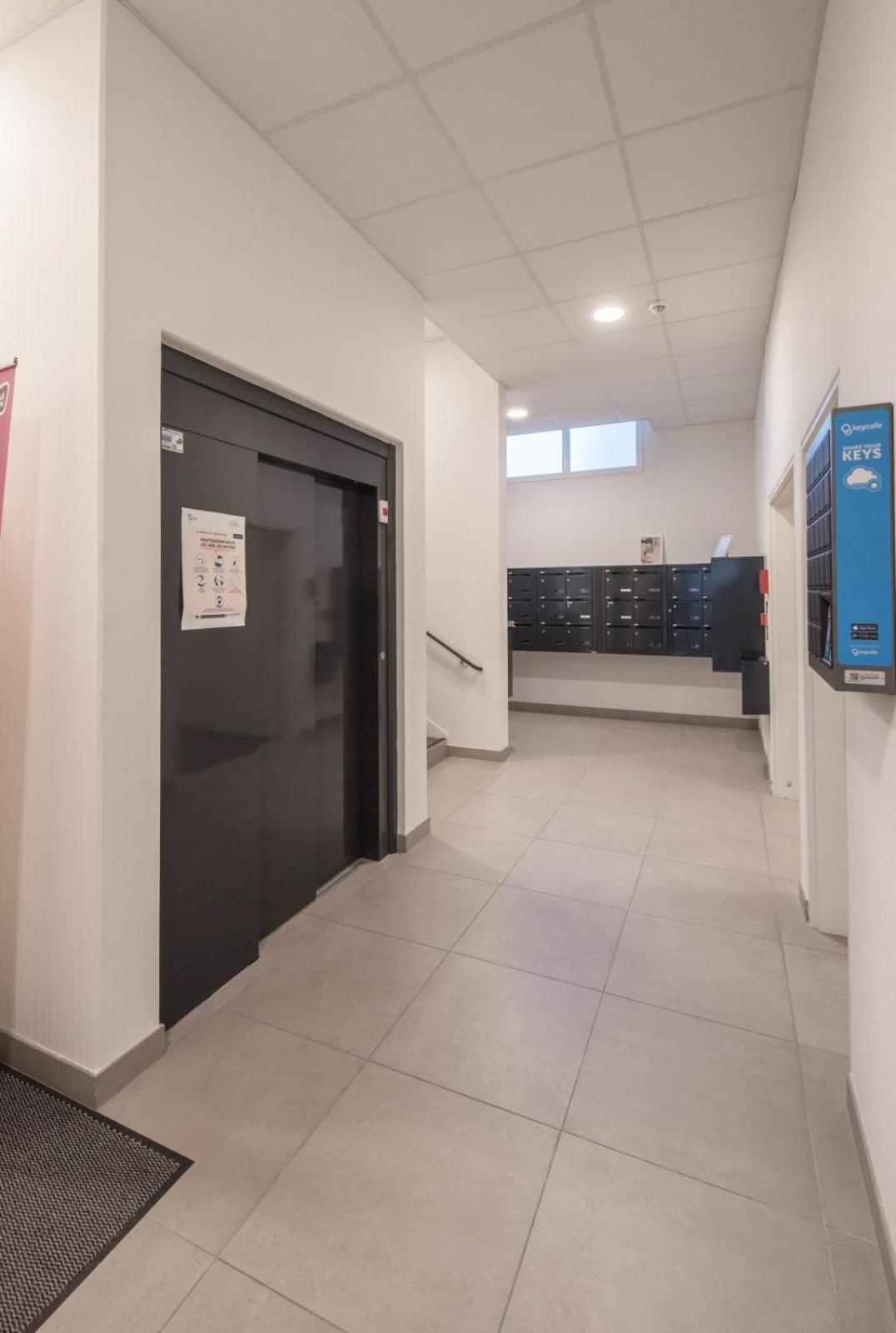 Theo - T2 Proche Gare Apartment Le Mans Exterior photo
